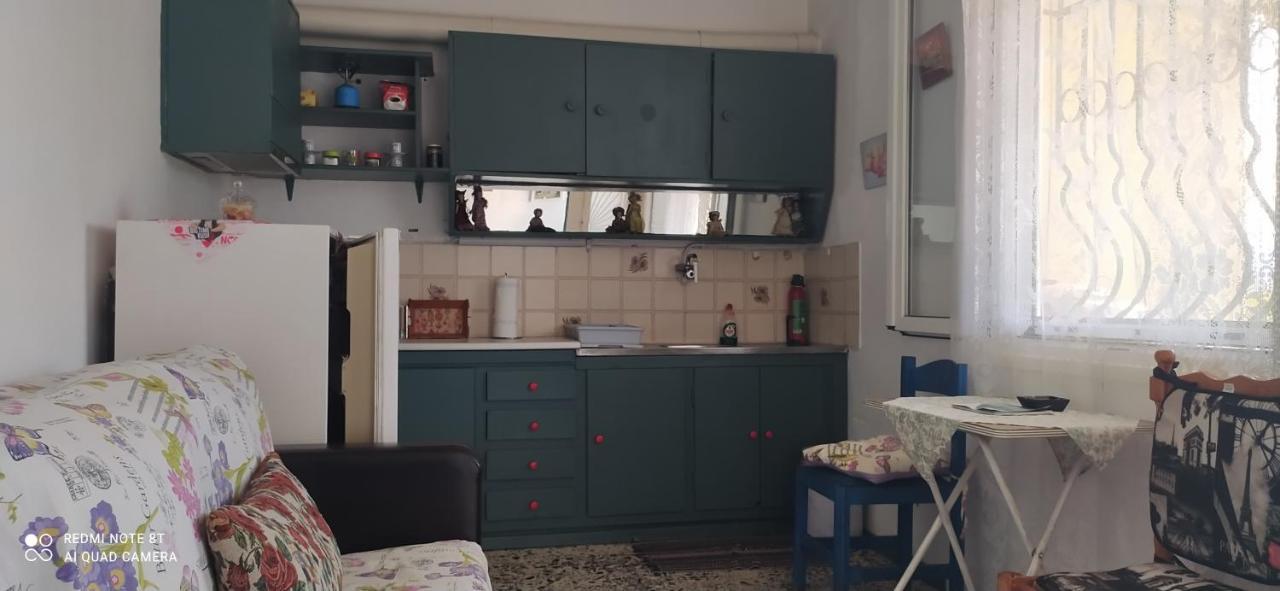 Cozy House 3 Lejlighed Vrahati Eksteriør billede